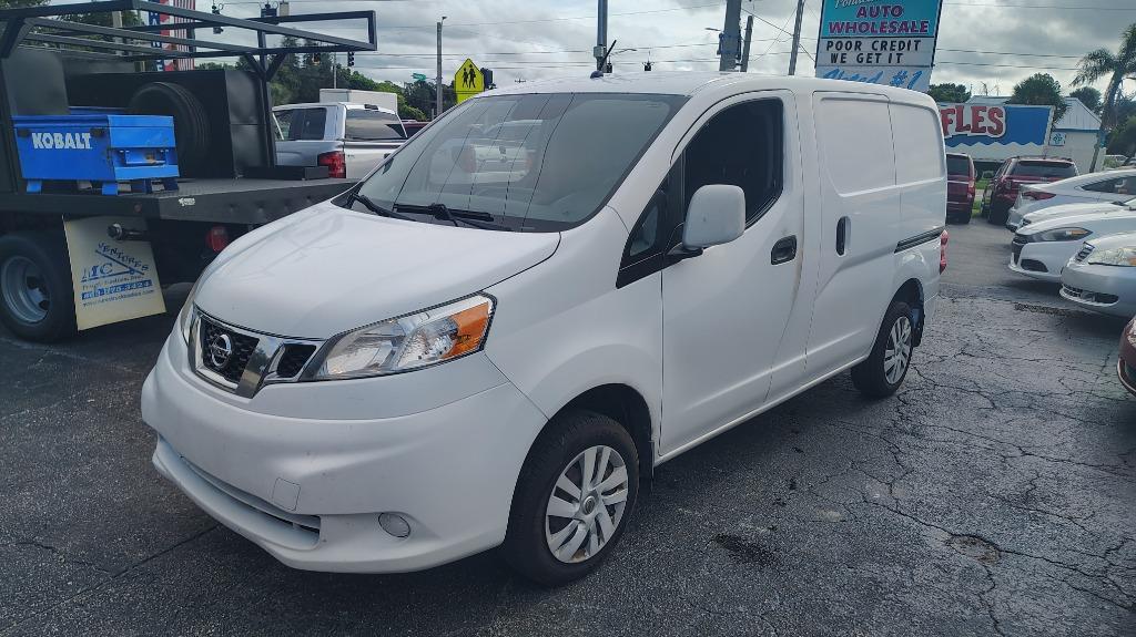 2017 Nissan NV200 SV's photo
