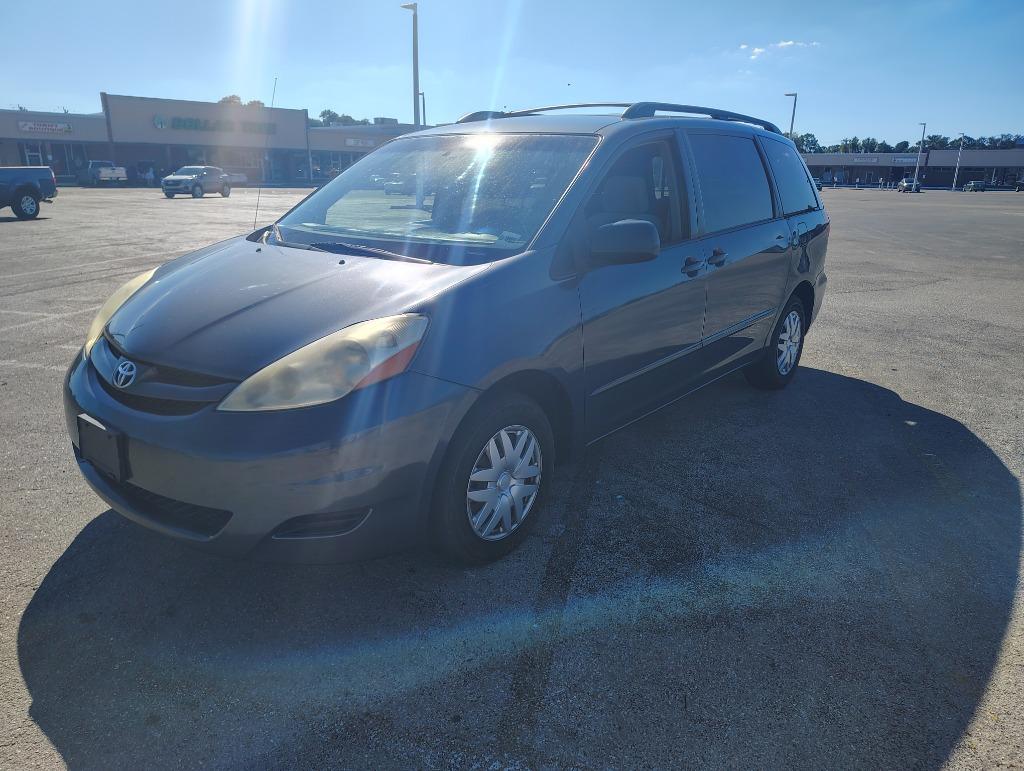 2006 Toyota Sienna LE