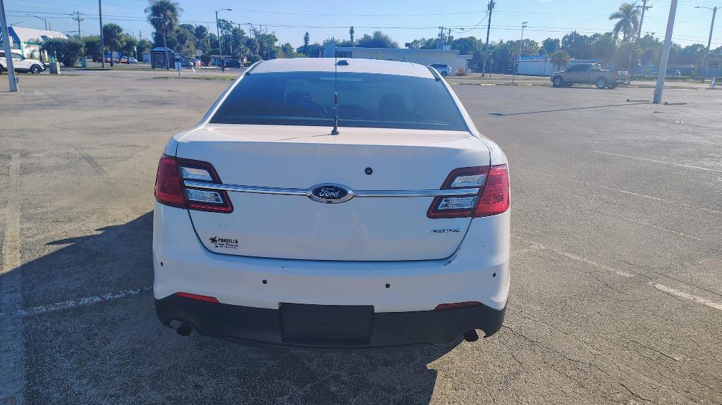 2015 Ford Taurus - Photo 6