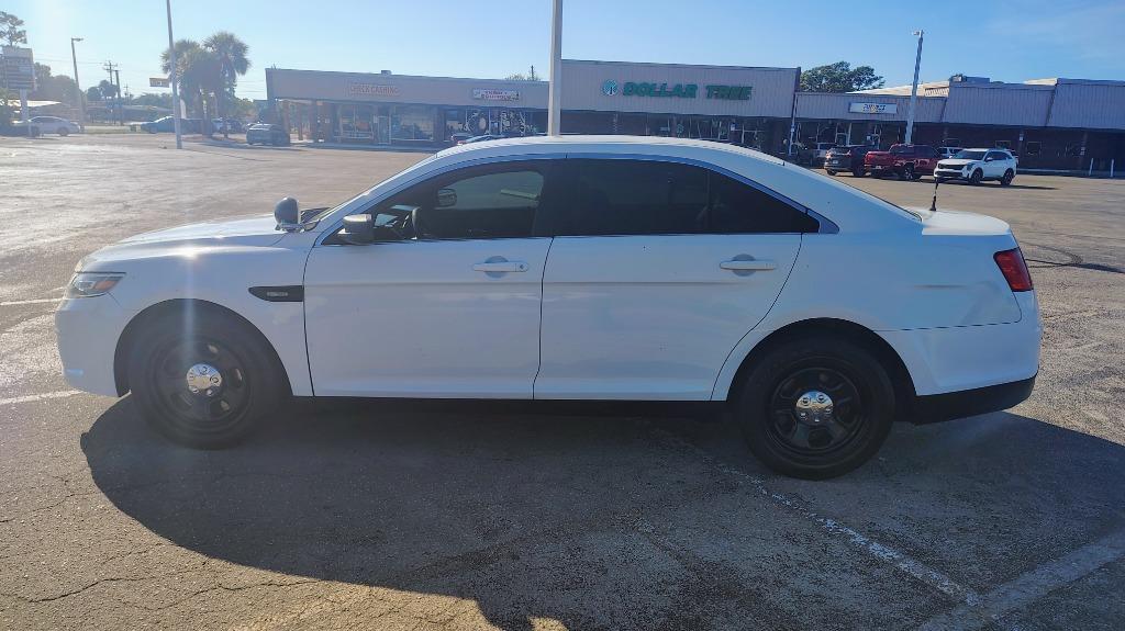 2015 Ford Taurus - Photo 8
