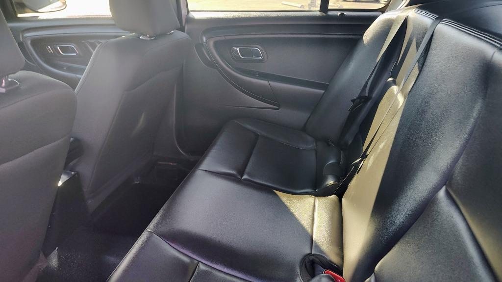 2015 Ford Taurus - Photo 10