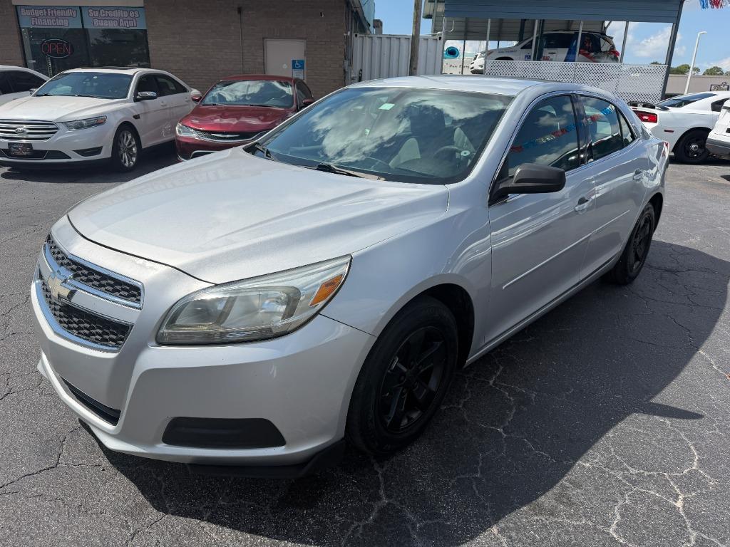 2013 Chevrolet Malibu 1LS's photo