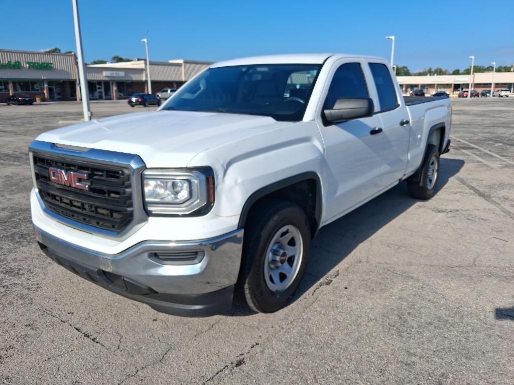 2017 GMC Sierra 2WD Double Cab Standard Box's photo